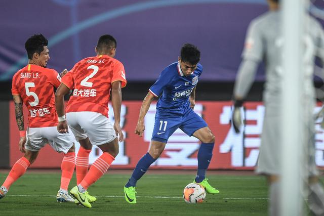 易建联17分马尚21+12 广东6人上双险胜广厦