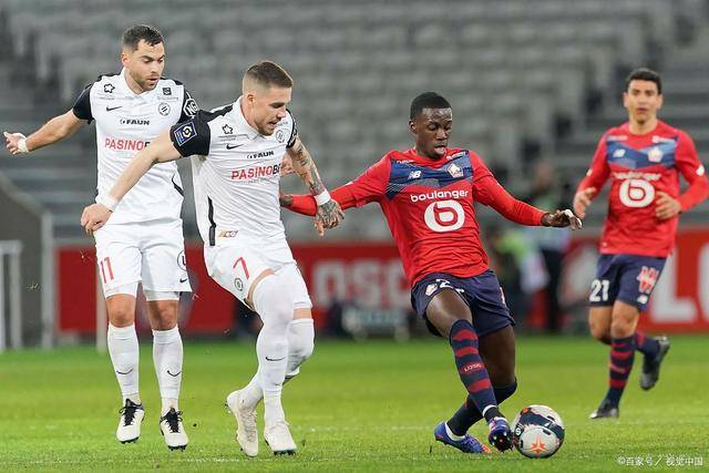 胡明轩三分绝杀 中国男篮险胜尤文图特