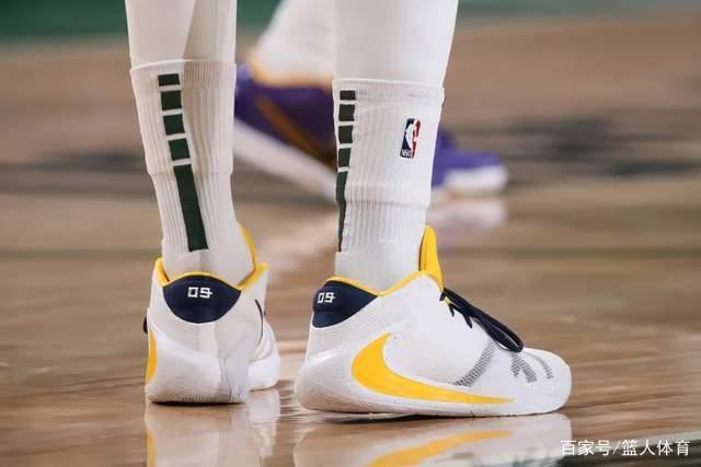 英超-帕尔默双响恩佐破门 切尔西4-3热刺