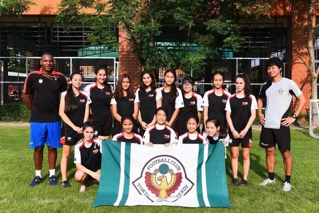 英超-拉什福德齐尔克泽双响 曼联4-0埃弗顿